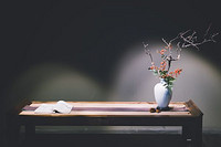 The Smart Voice-control Vase Light Integrates Aesthetics and Technology