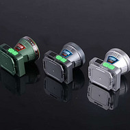 Outdoor portable emergency flashlight