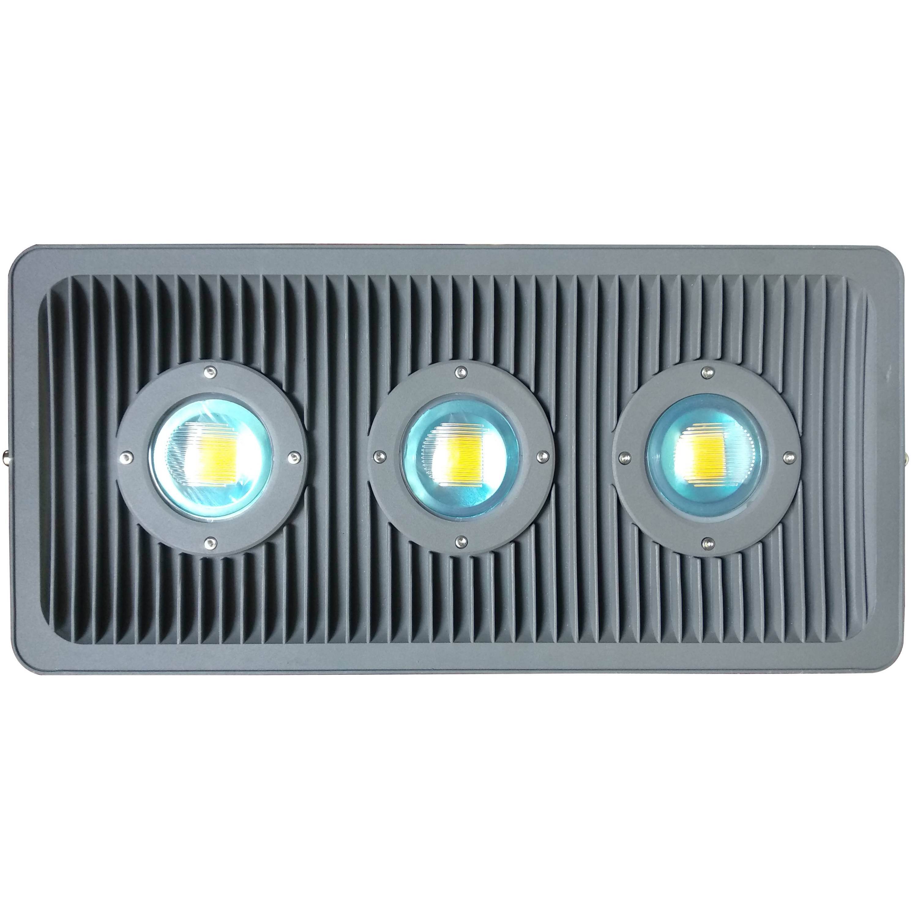 Low-voltage explosion-proof tunnel lights