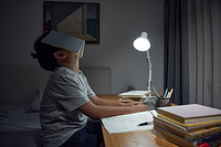 A New Choice for Convenient Lighting: the Wireless Charging Table Lamp