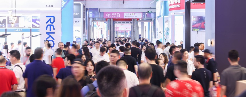 创意赋能，创新引领，创势未来——第32届古镇灯博会四大品类亮点引领产业新潮流