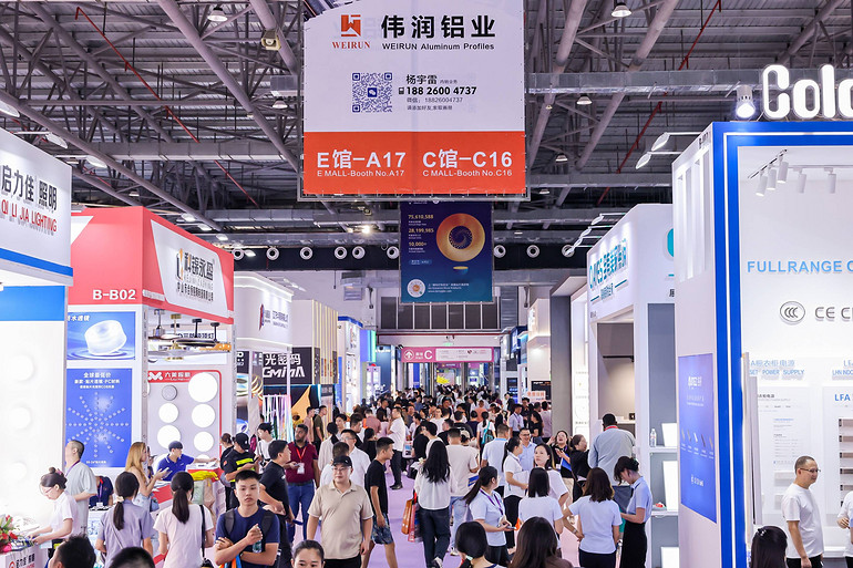 第33届古镇灯博会预登记开启！ 千亿灯饰产业赋能，共探照明新趋势