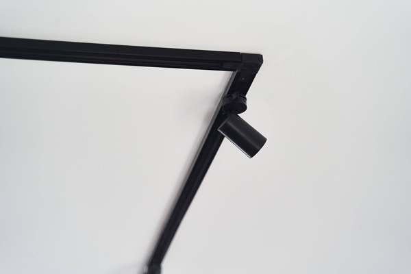 Features and Functions of Track Down Lights