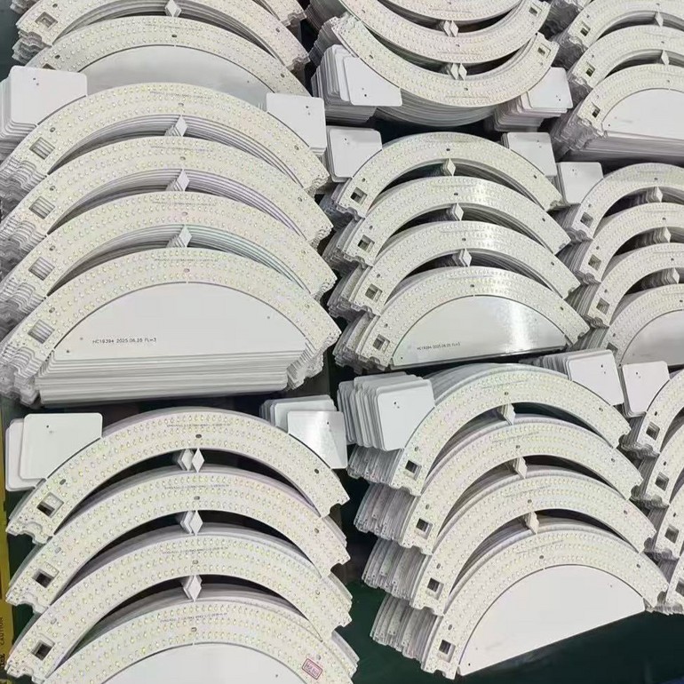 半圆高效照明灯板