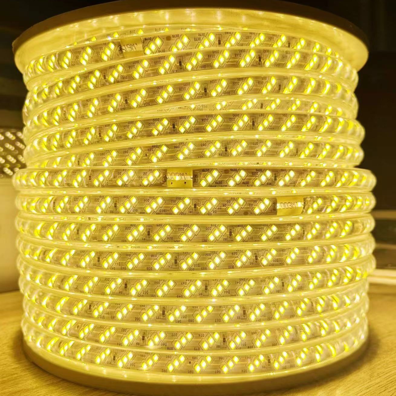 高亮家用暖光led灯带