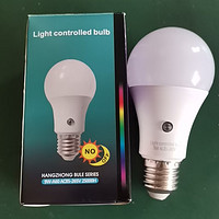 LED节能灯泡螺口家用客厅卧室