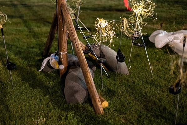 What Scene-Based Applications Can Lawn Lights Create?