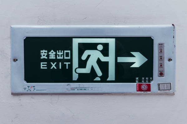 How Emergency Indicator Lights Satisfy Core Safety Requirements
