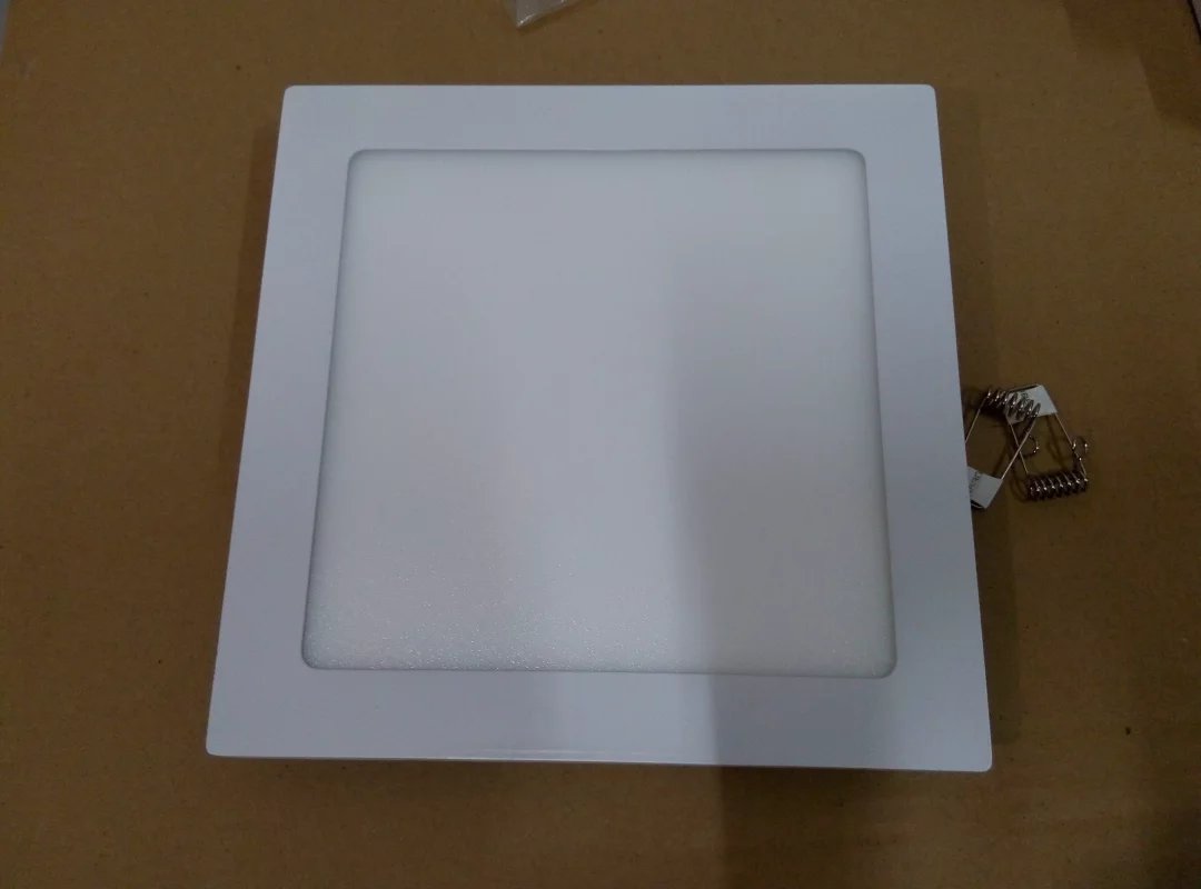 LED超薄高亮面板灯