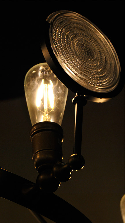 艾丝特MD1502353型号北欧创意吊灯