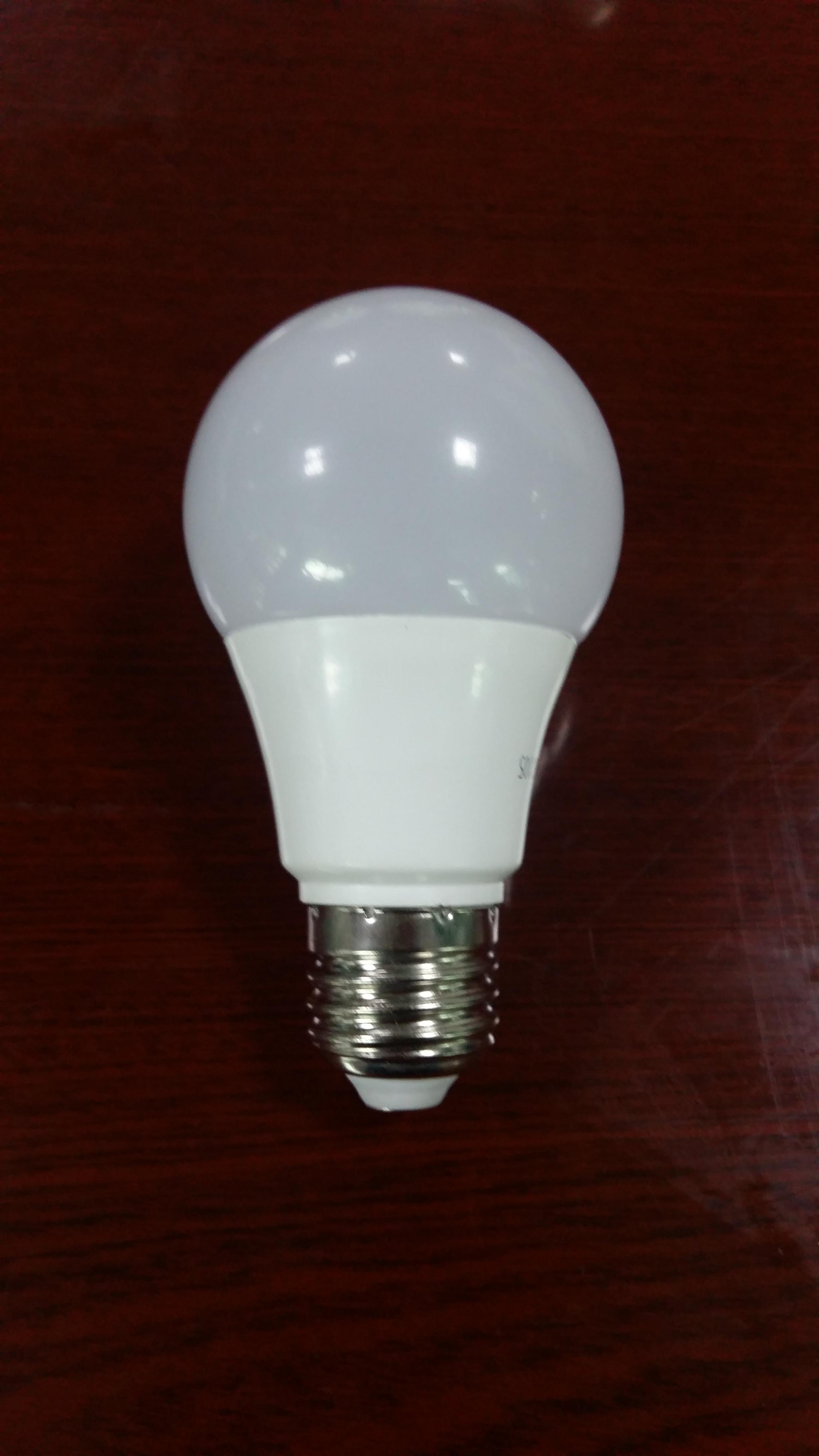  LED球泡