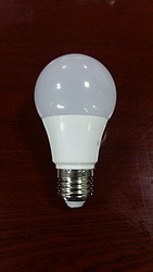  LED球泡