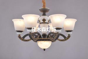 吊灯