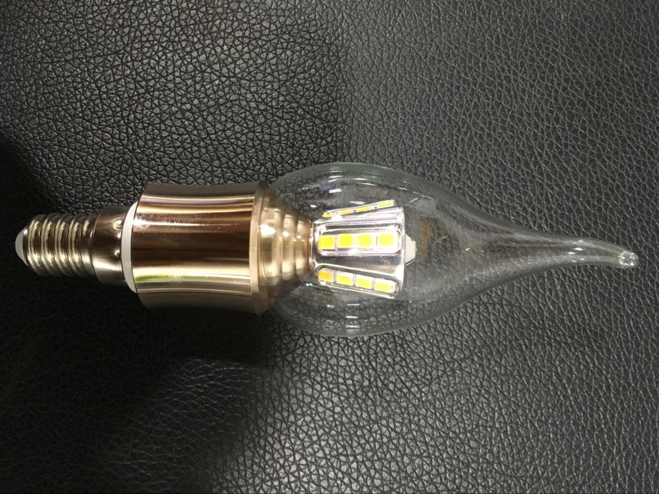 LED蜡烛泡