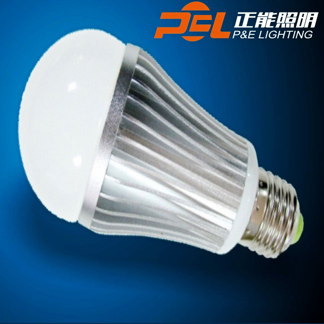 LED球泡  