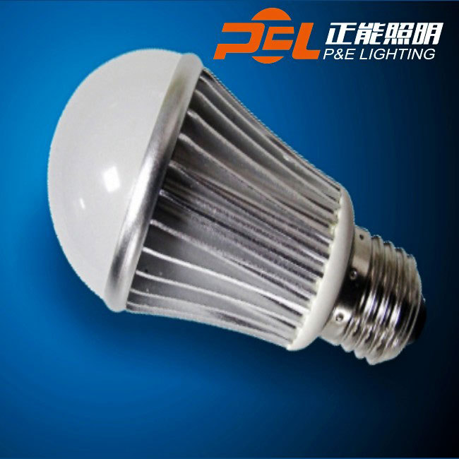 LED球泡 