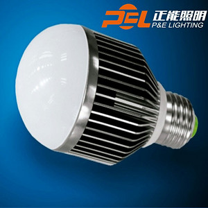 LED球泡  