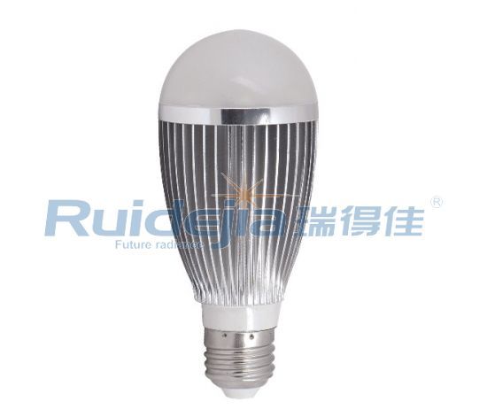 简洁长寿命7W暖白正白铝合金LED灯泡
