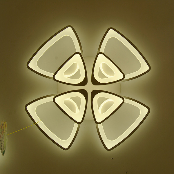 卧室个性四叶吸顶灯