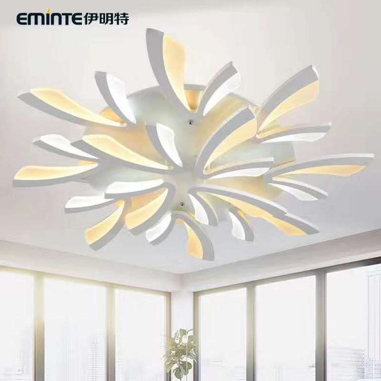 伊明特现代欧式简约室内白色花状吸顶灯