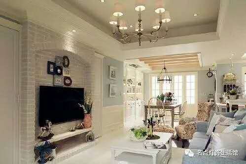 点名现代室内钢材玻璃白色卧室客厅吊灯