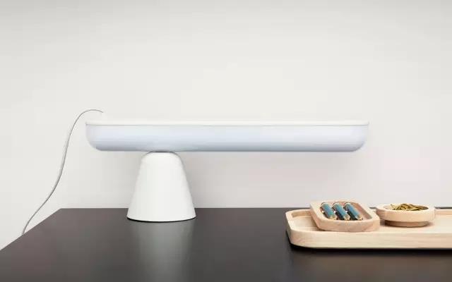 百變的雜技者 Acrobat Lamp