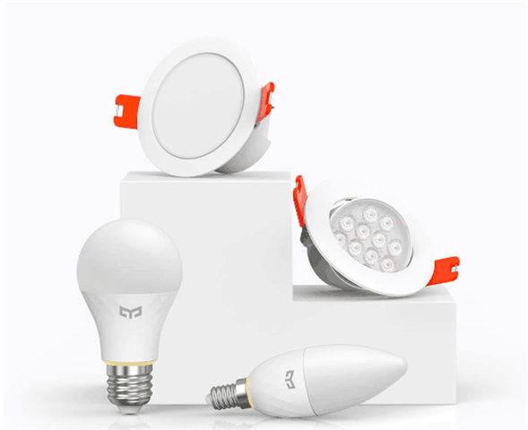 小米新品價(jià)格再創(chuàng)新低：Yeelight智能光源套裝、床頭燈發(fā)售