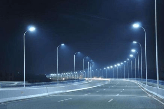 “智能路燈”興起 哪些科技因素支撐路燈變身