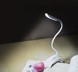 夾子折疊臺燈非常適合學生使用