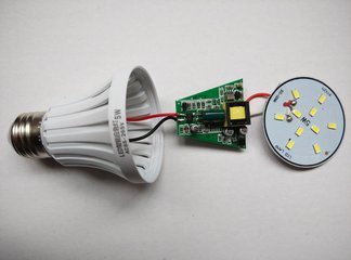 led充電應(yīng)急燈有哪些功效呢