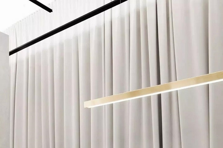 手工打磨制作燈具 重新定義了 簡約 的價值