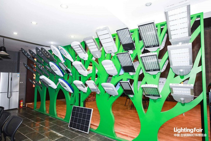 戶外太陽(yáng)能路燈具有哪些用途
