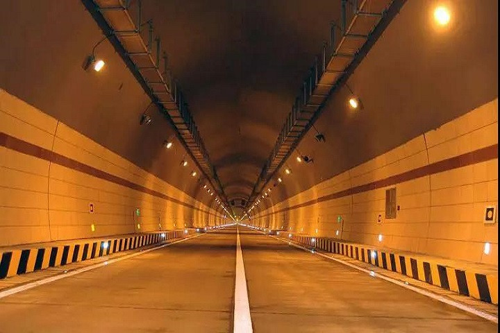 高速公路隧道照明控制和PLC實(shí)現(xiàn)