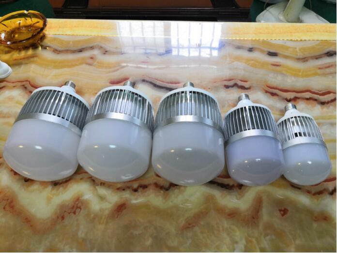 鳍片高功率球泡