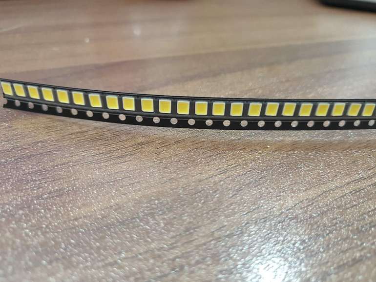 黑色弯型灯条