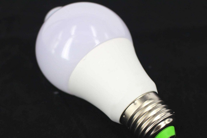 led感應(yīng)球泡燈的使用時(shí)間久不久