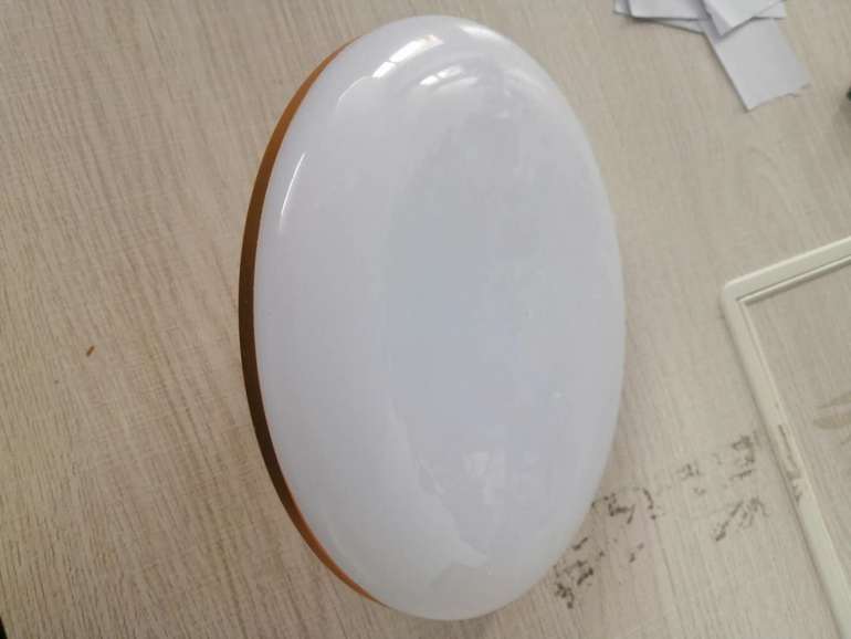 土豪金LED飞碟球泡