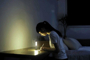 也只有無印良品能干出來 把手電筒設(shè)計(jì)出了蘋果味道