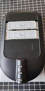 路明创意户外节能路灯