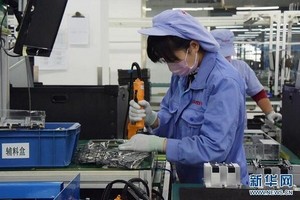 世界工廠”加速?gòu)?fù)工復(fù)產(chǎn) 外媒：穩(wěn)定全球經(jīng)濟(jì)發(fā)展信心