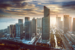 “世界工廠”企業(yè)抱團(tuán)復(fù)工