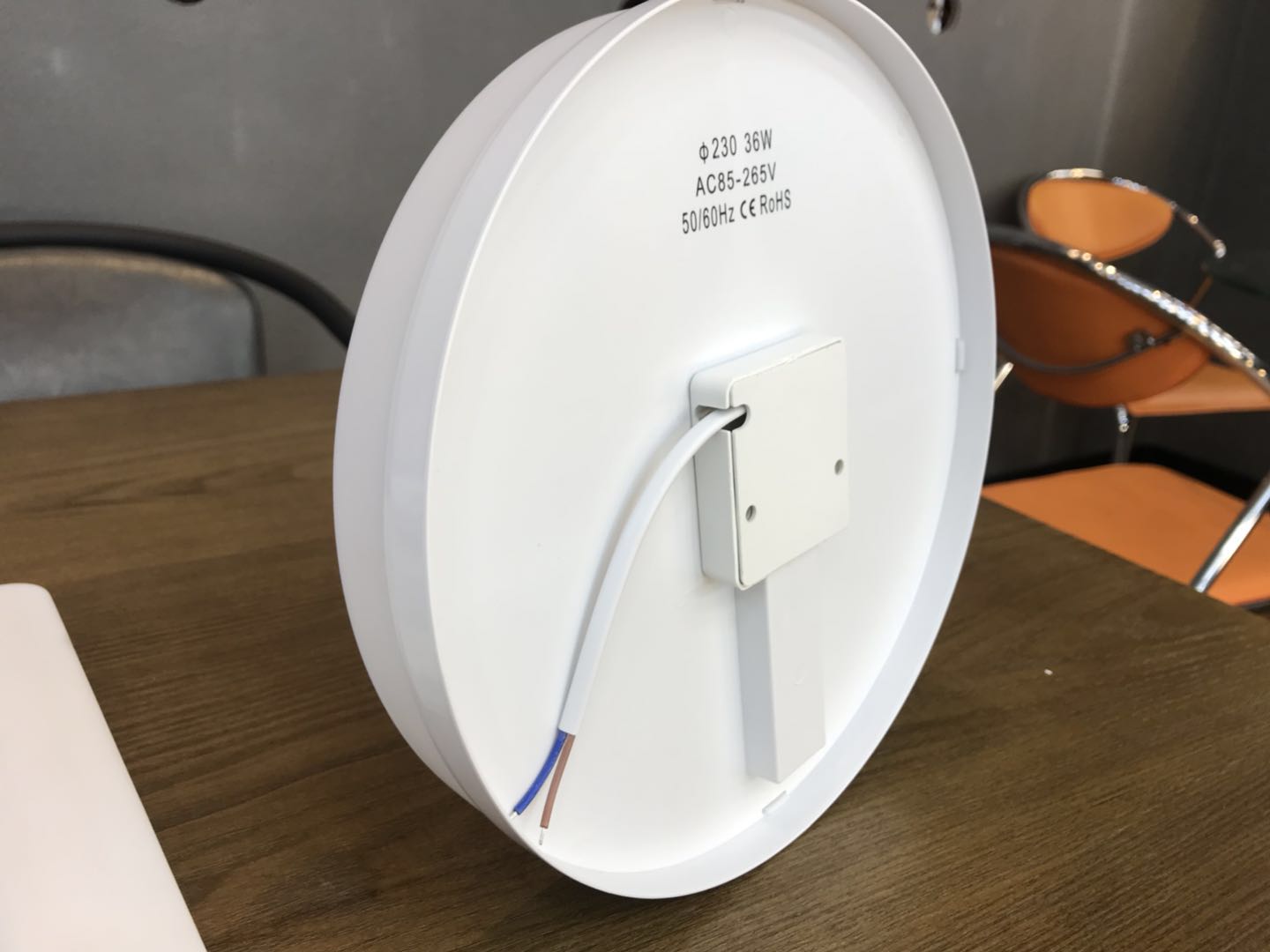LED节能灯泡家用照明面板灯明装筒灯超薄圆形飞碟灯 新型碟板灯