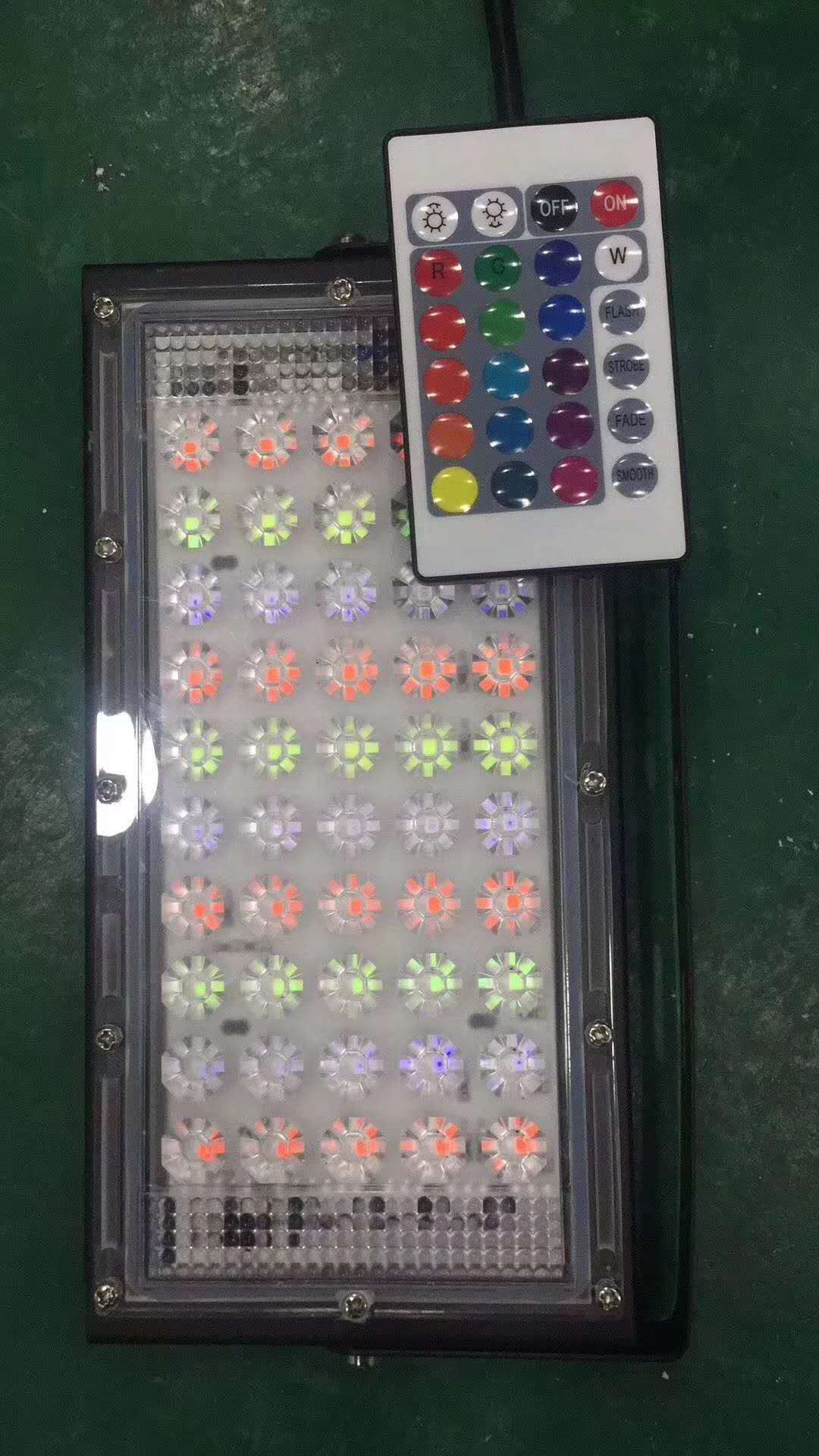RGB投光灯