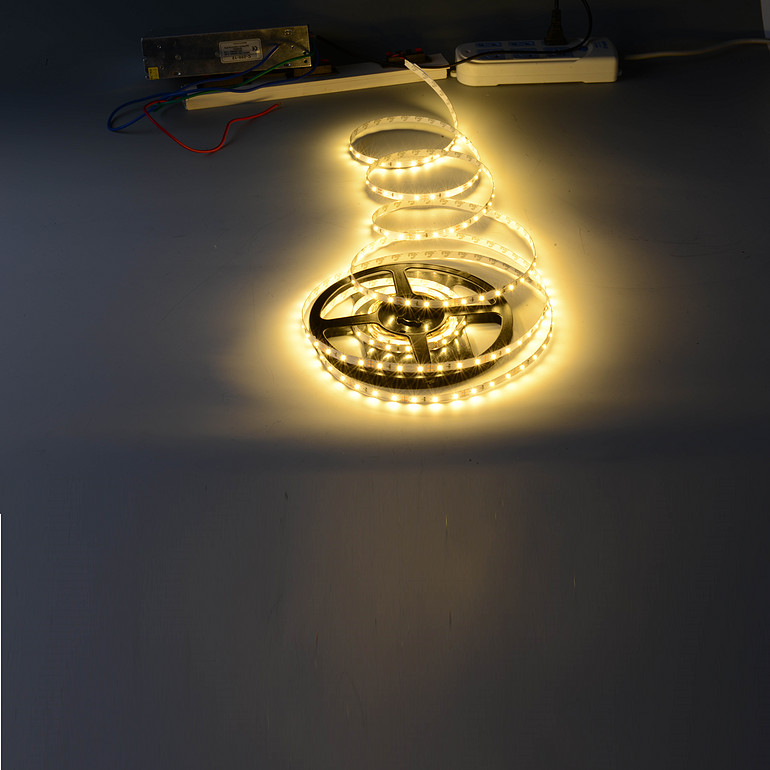 简约室外暖光LED高压软灯带