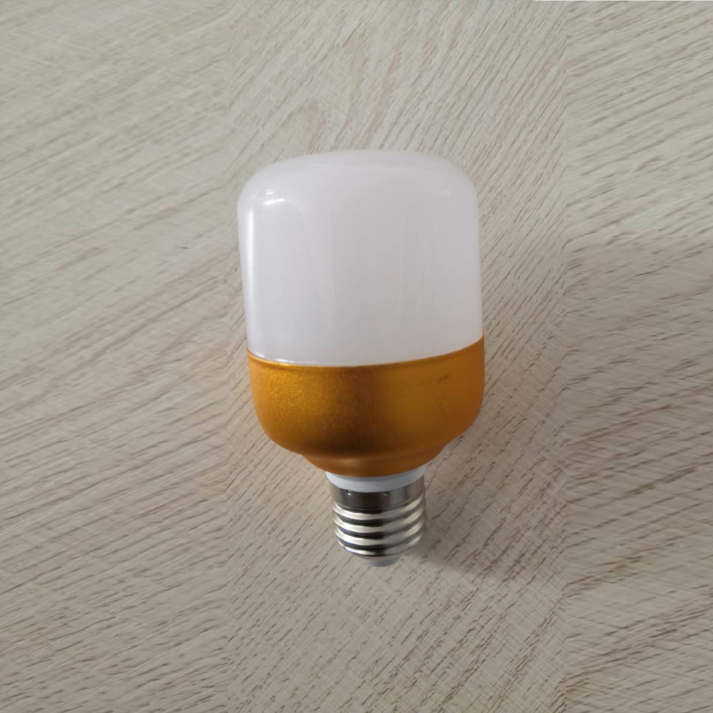 T型土豪金LED球泡