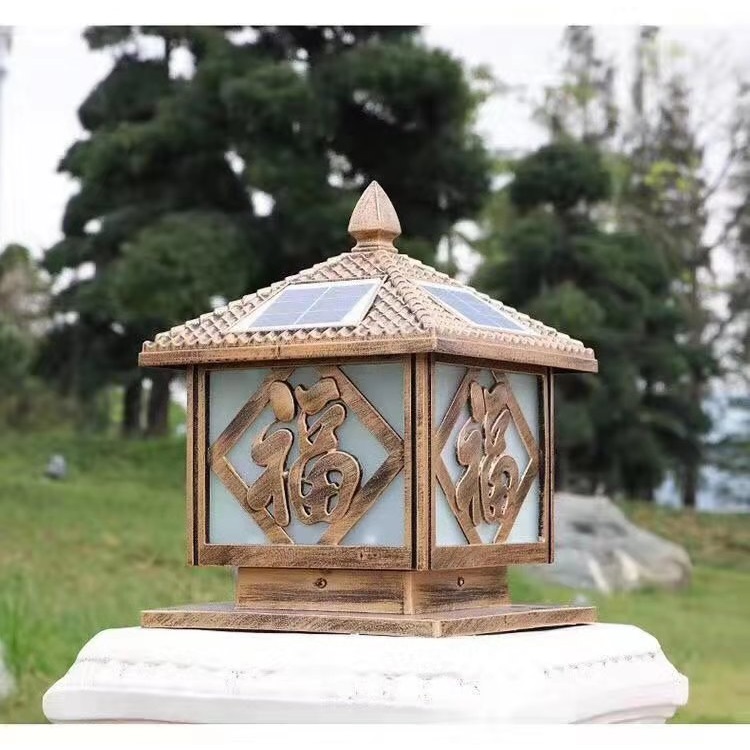 太阳能柱头灯