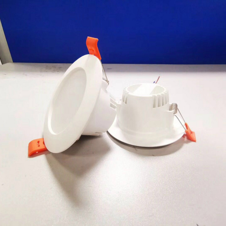 好尚佳私模井字款太阳能投光灯