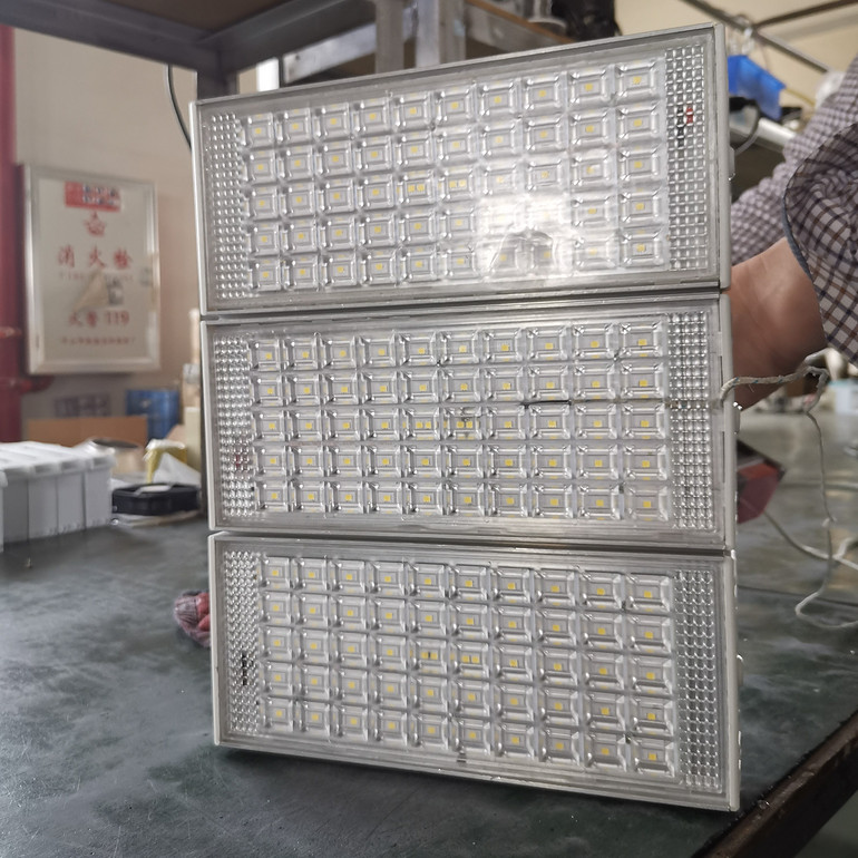 久众户外高亮强光LED投光灯