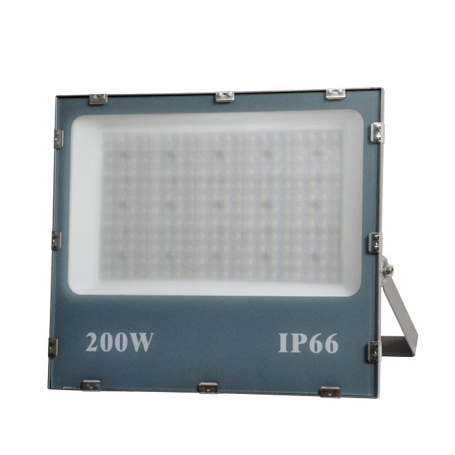 IP66投光灯200W