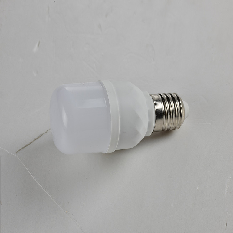 家用室内客厅走廊过道阳台高亮LED球泡灯